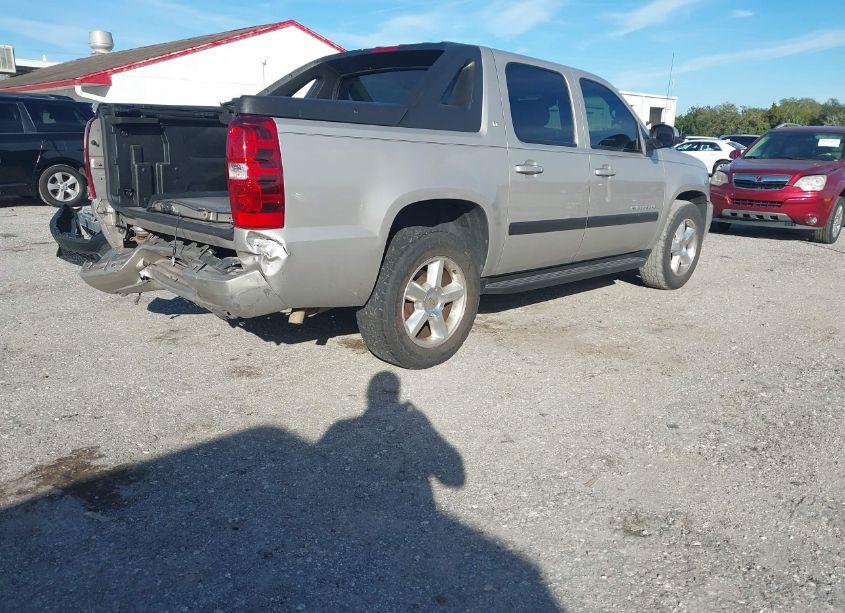 Photo 4 of 2007 Chevrolet Avalanche 1500 LT (VIN 3GNEC12017G270092)