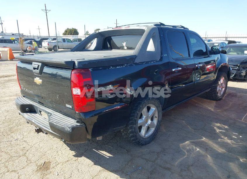 Photo 4 of 2007 Chevrolet Avalanche 1500 LTZ (VIN 3GNEC12017G297941)