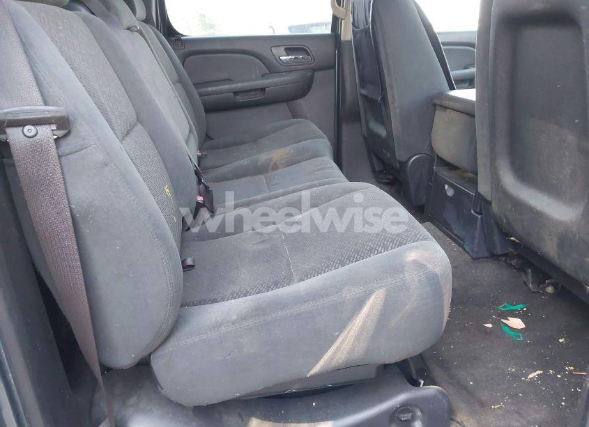 Photo 8 of 2008 Chevrolet Avalanche 1500 LS (VIN 3GNEC12018G104236)