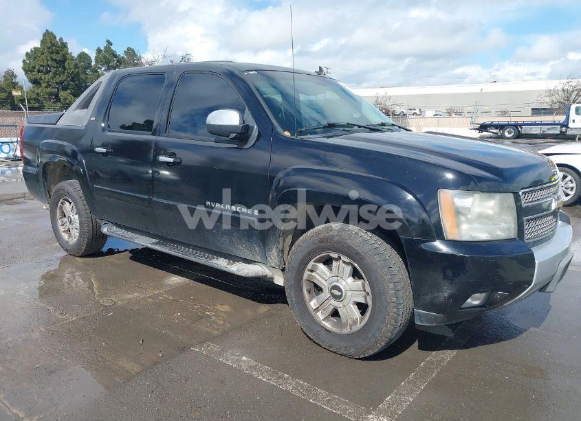 2007 Chevrolet Avalanche 1500 LT (VIN 3GNEC12027G305318) main photo