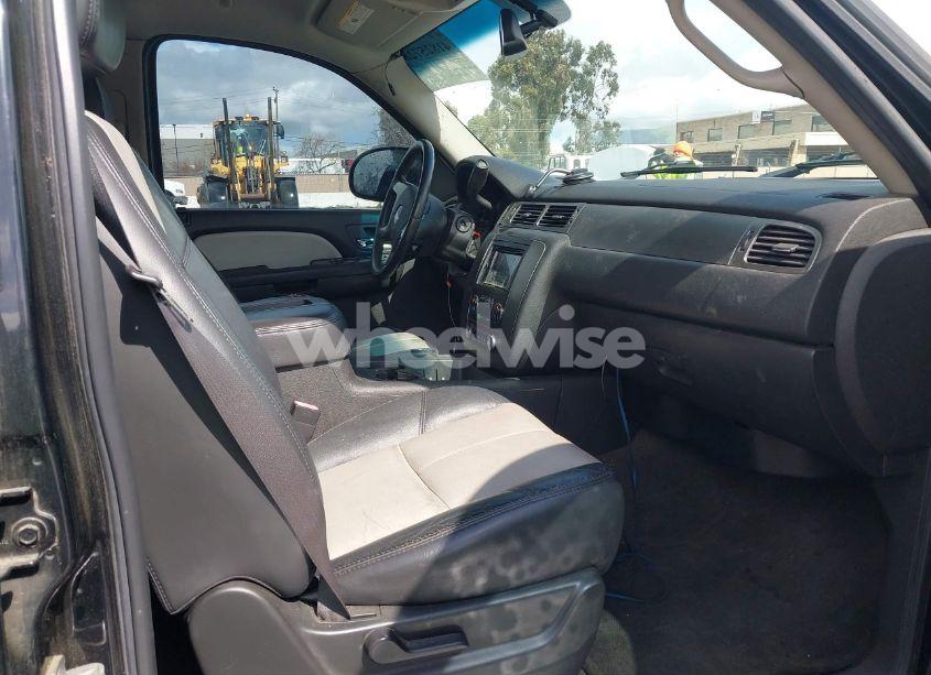 Photo 5 of 2007 Chevrolet Avalanche 1500 LT (VIN 3GNEC12027G305318)