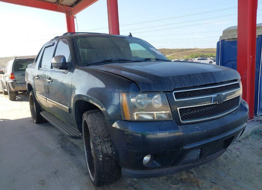 2007 Chevrolet Avalanche 1500 LT (VIN 3GNEC12027G320756) main photo