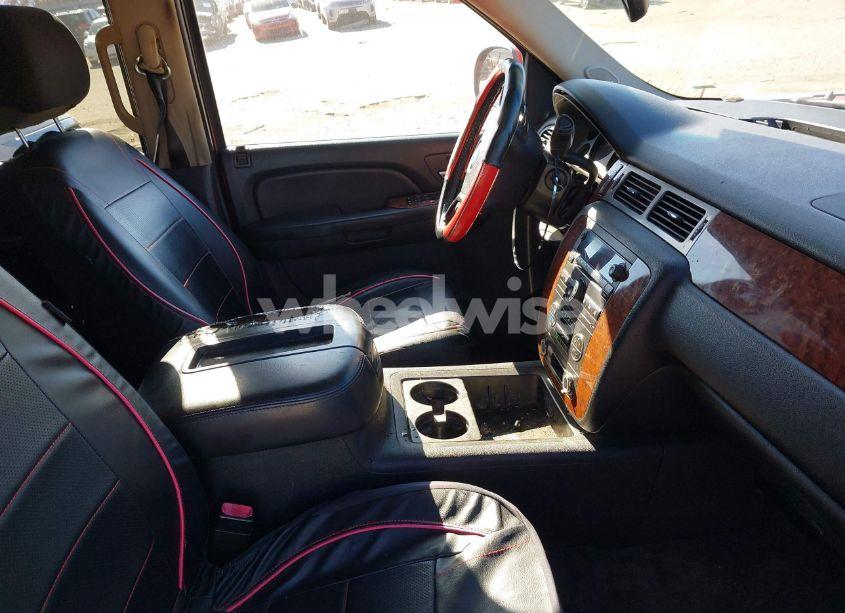 Photo 5 of 2007 Chevrolet Avalanche 1500 LT (VIN 3GNEC12027G321616)