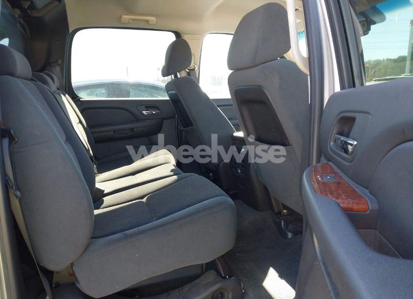 Photo 8 of 2007 Chevrolet Avalanche 1500 LT (VIN 3GNEC12037G312245)