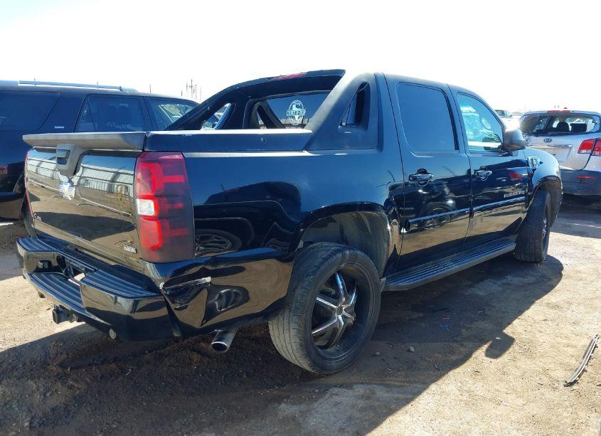 Photo 4 of 2007 Chevrolet Avalanche 1500 LT (VIN 3GNEC12037G321284)