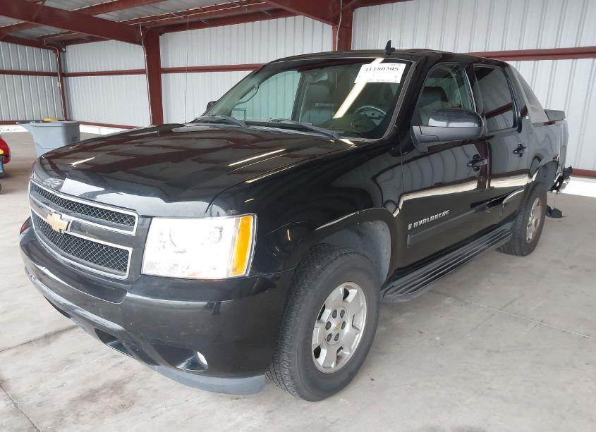 Photo 2 of 2007 Chevrolet Avalanche 1500 LT (VIN 3GNEC12057G167225)