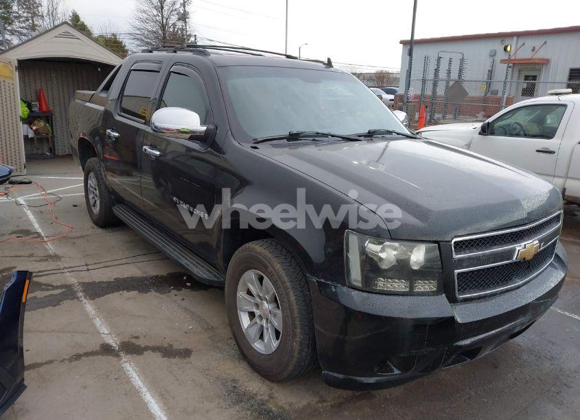 2007 Chevrolet Avalanche 1500 LS (VIN 3GNEC12057G314398) main photo