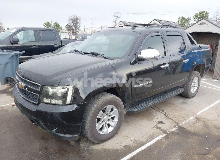 Photo 2 of 2007 Chevrolet Avalanche 1500 LS (VIN 3GNEC12057G314398)
