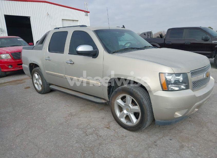 2008 Chevrolet Avalanche 1500 LTZ (VIN 3GNEC12058G181241) main photo