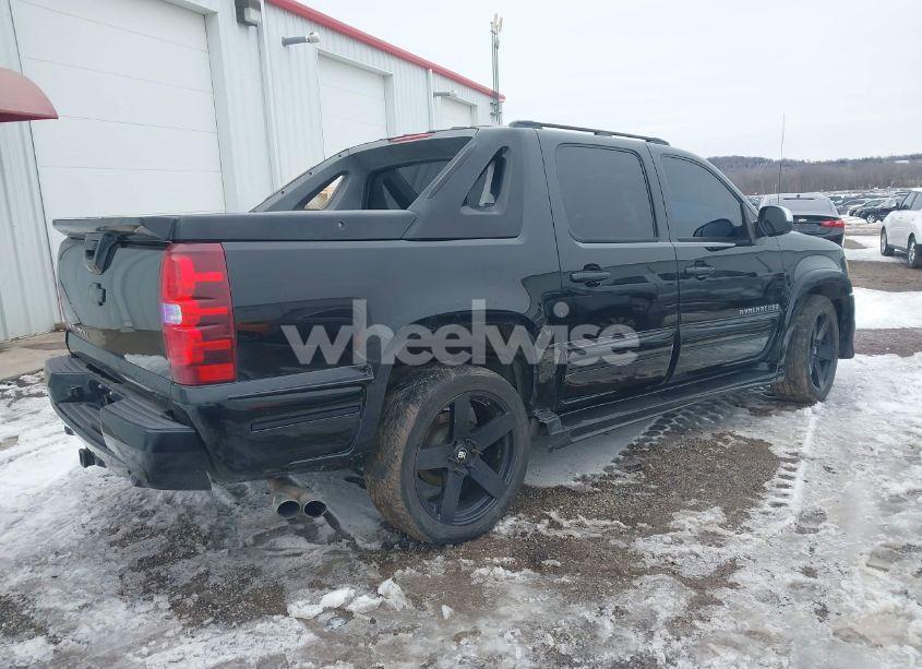 Photo 4 of 2007 Chevrolet Avalanche 1500 LT (VIN 3GNEC12067G291021)