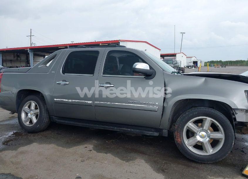 Photo 14 of 2008 Chevrolet Avalanche 1500 LTZ (VIN 3GNEC12068G261342)