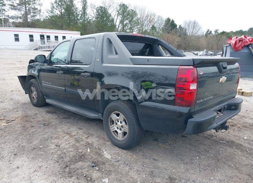 Photo 3 of 2007 Chevrolet Avalanche 1500 LS (VIN 3GNEC12077G137899)