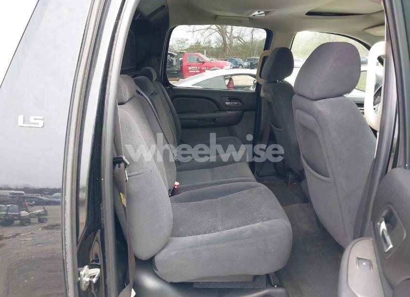 Photo 8 of 2007 Chevrolet Avalanche 1500 LS (VIN 3GNEC12077G137899)