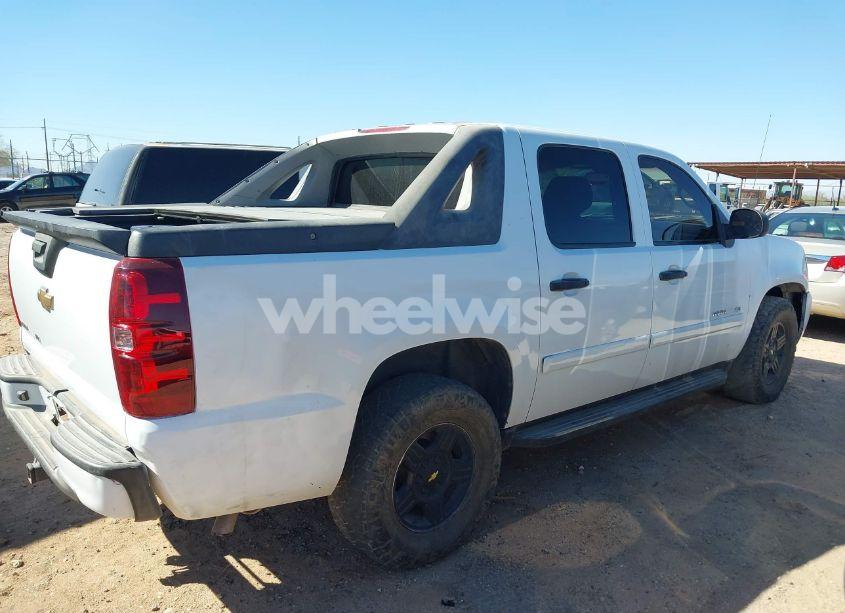Photo 4 of 2007 Chevrolet Avalanche 1500 LS (VIN 3GNEC12077G258755)