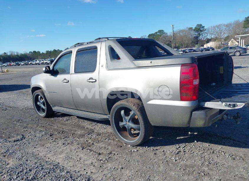 Photo 3 of 2007 Chevrolet Avalanche 1500 LT (VIN 3GNEC12077G290914)