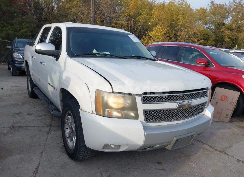 2007 Chevrolet Avalanche 1500 LT (VIN 3GNEC12077G295577) main photo