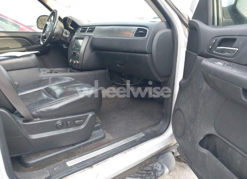 Photo 5 of 2007 Chevrolet Avalanche 1500 LT (VIN 3GNEC12077G295577)