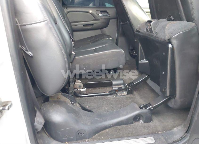 Photo 8 of 2007 Chevrolet Avalanche 1500 LT (VIN 3GNEC12077G295577)