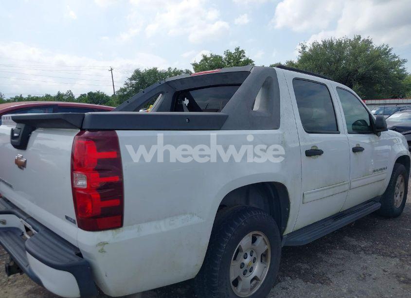 Photo 4 of 2009 Chevrolet Avalanche 1500 LS (VIN 3GNEC12079G239075)