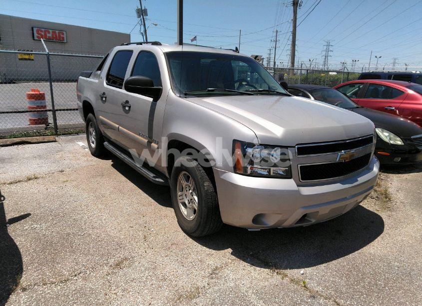 2007 Chevrolet Avalanche 1500 LS (VIN 3GNEC12087G182432) main photo