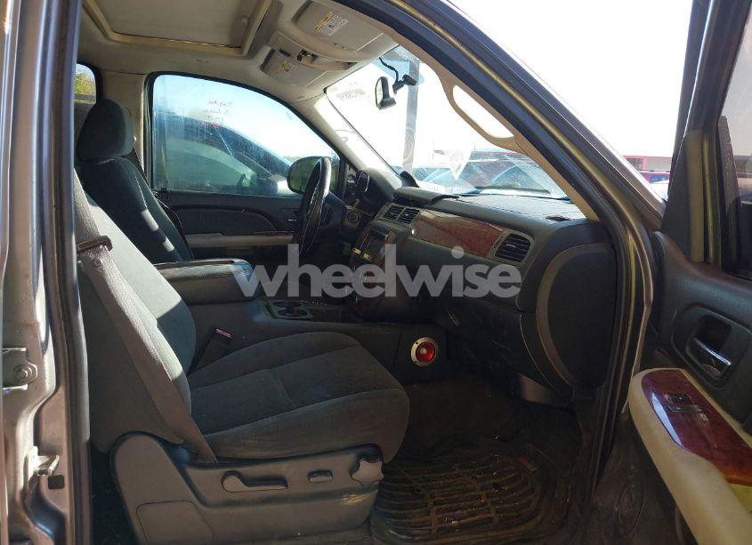 Photo 5 of 2008 Chevrolet Avalanche 1500 LT (VIN 3GNEC12088G147102)