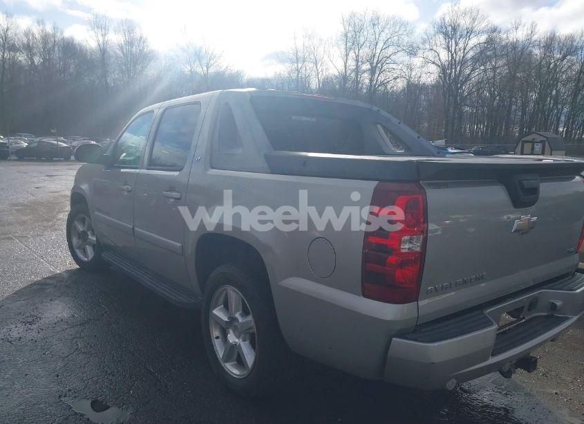 Photo 3 of 2008 Chevrolet Avalanche 1500 LT (VIN 3GNEC12088G212269)