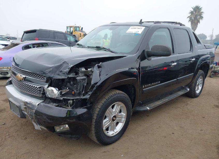Photo 2 of 2007 Chevrolet Avalanche 1500 LT (VIN 3GNEC12097G318499)