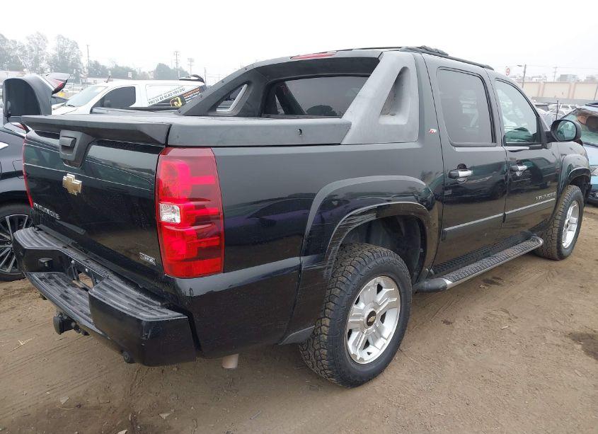 Photo 4 of 2007 Chevrolet Avalanche 1500 LT (VIN 3GNEC12097G318499)