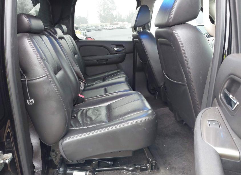 Photo 8 of 2007 Chevrolet Avalanche 1500 LT (VIN 3GNEC12097G318499)