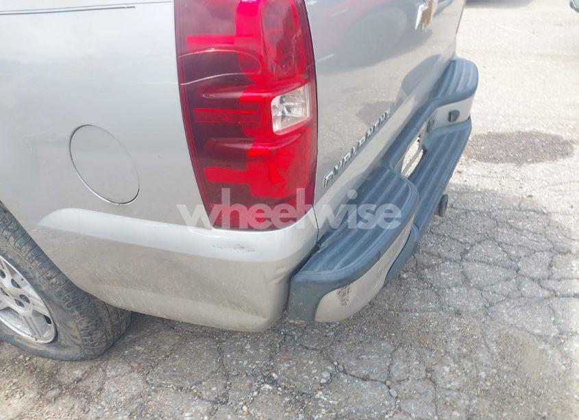 Photo 16 of 2007 Chevrolet Avalanche 1500 LS (VIN 3GNEC120X7G116612)