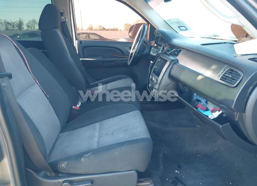 Photo 5 of 2007 Chevrolet Avalanche 1500 LS (VIN 3GNEC120X7G173117)