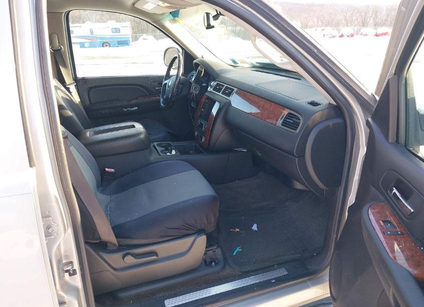 Photo 5 of 2007 Chevrolet Avalanche 1500 LT (VIN 3GNEC120X7G288249)