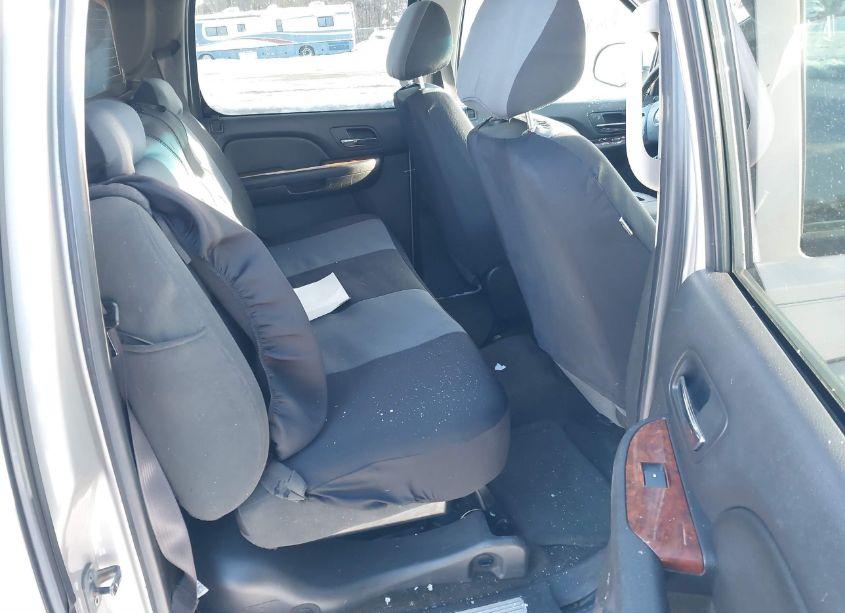 Photo 8 of 2007 Chevrolet Avalanche 1500 LT (VIN 3GNEC120X7G288249)