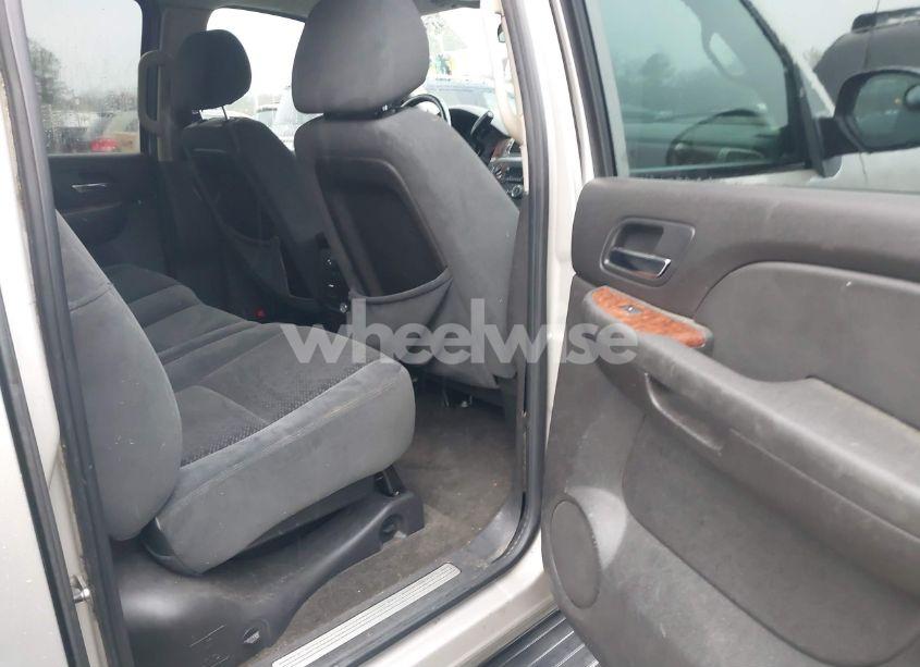 Photo 8 of 2007 Chevrolet Avalanche 1500 LT (VIN 3GNEC120X7G295332)