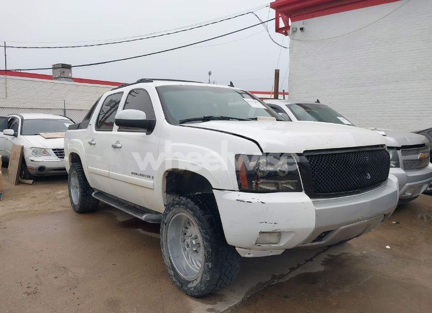 2007 Chevrolet Avalanche 1500 LT (VIN 3GNEC120X7G321458) main photo