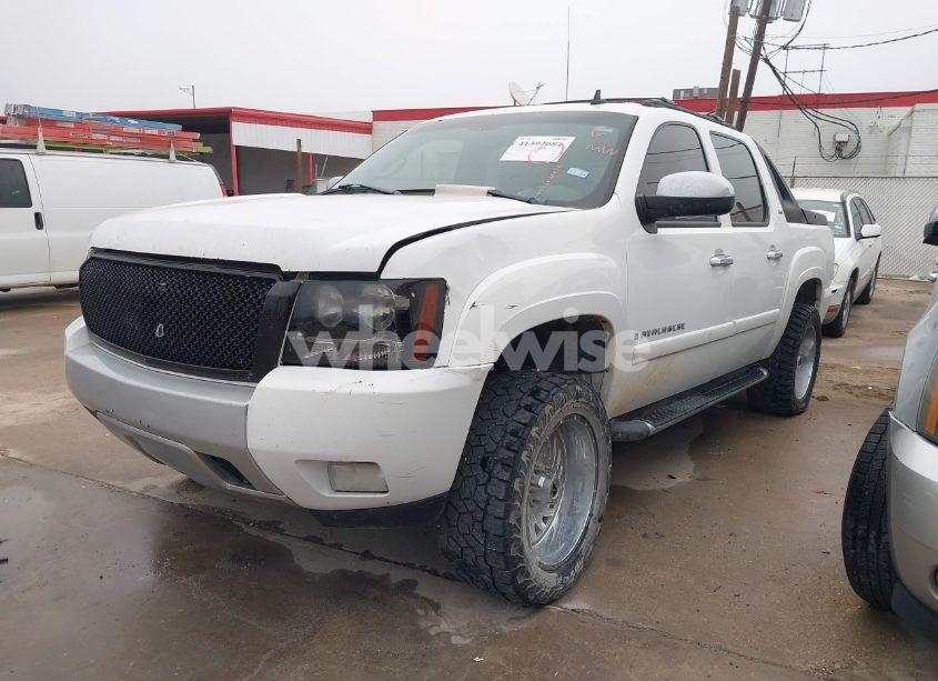 Photo 2 of 2007 Chevrolet Avalanche 1500 LT (VIN 3GNEC120X7G321458)