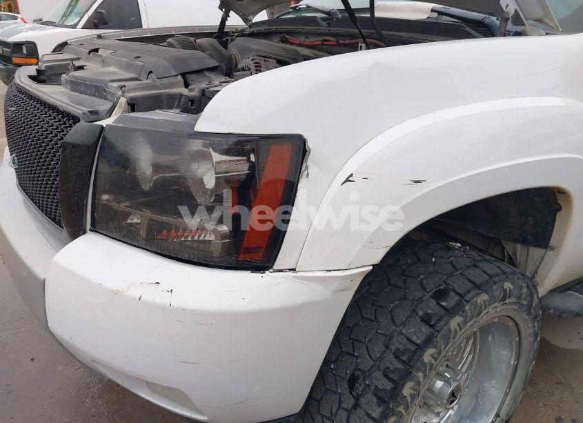 Photo 6 of 2007 Chevrolet Avalanche 1500 LT (VIN 3GNEC120X7G321458)