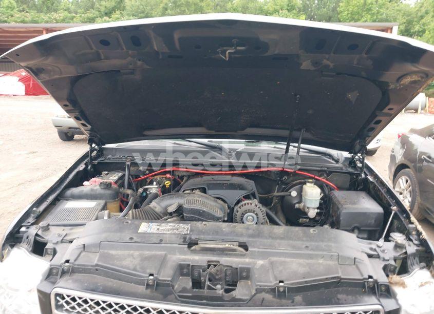 Photo 10 of 2008 Chevrolet Avalanche 1500 LTZ (VIN 3GNEC120X8G132486)