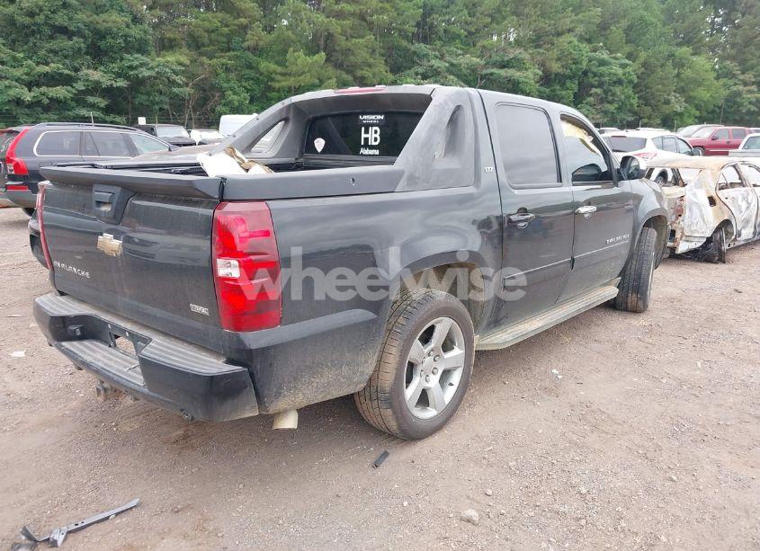 Photo 4 of 2008 Chevrolet Avalanche 1500 LTZ (VIN 3GNEC120X8G132486)
