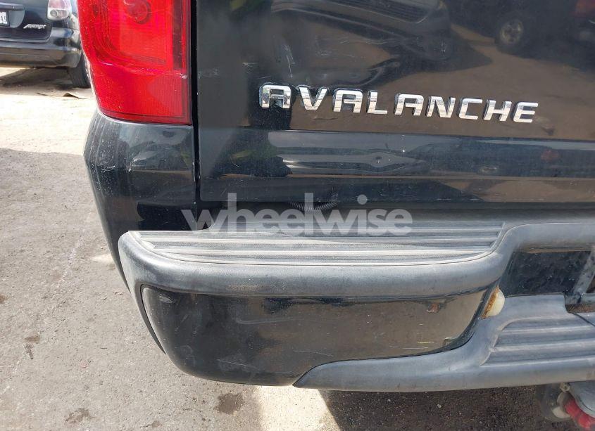 Photo 12 of 2008 Chevrolet Avalanche 1500 LS (VIN 3GNEC120X8G140569)