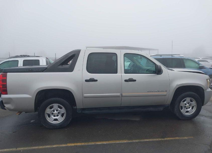 Photo 13 of 2007 Chevrolet Avalanche 1500 LS (VIN 3GNEC12J17G219121)