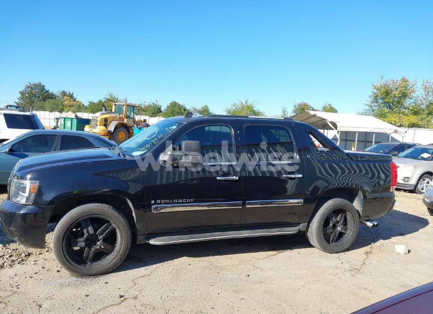 Photo 13 of 2008 Chevrolet Avalanche 1500 LT (VIN 3GNEC12J18G239810)