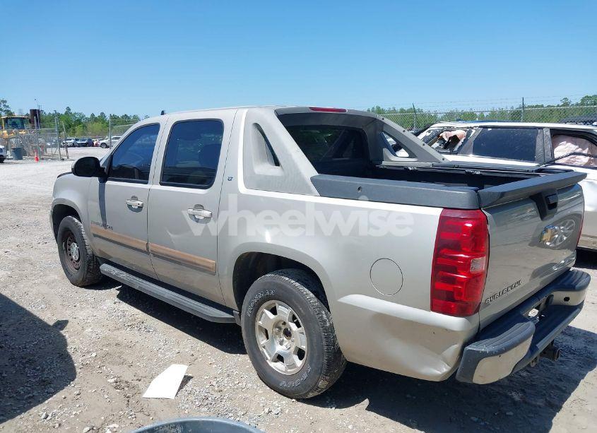 Photo 3 of 2007 Chevrolet Avalanche 1500 LT (VIN 3GNEC12J27G123076)