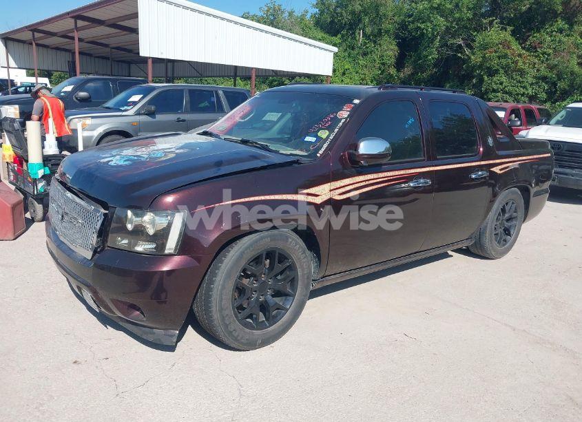 Photo 2 of 2007 Chevrolet Avalanche 1500 LTZ (VIN 3GNEC12J37G276436)
