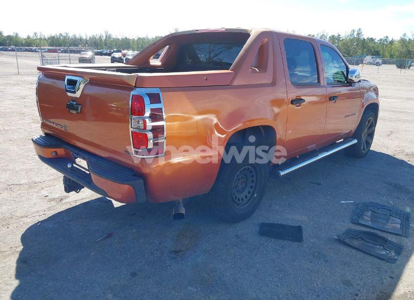 Photo 4 of 2007 Chevrolet Avalanche 1500 LS (VIN 3GNEC12J77G128676)