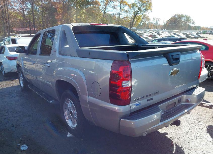 Photo 3 of 2008 Chevrolet Avalanche 1500 LT (VIN 3GNEC12J78G149951)