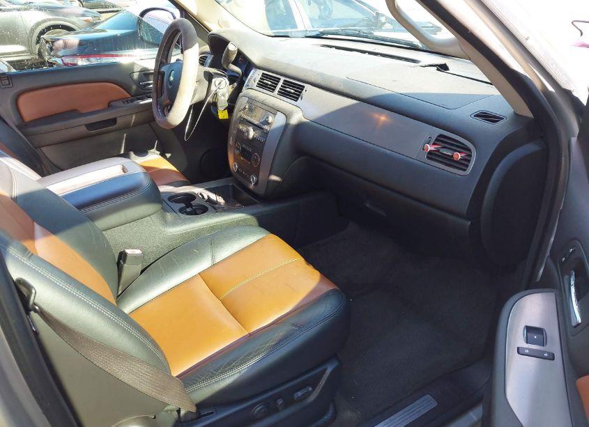 Photo 5 of 2008 Chevrolet Avalanche 1500 LT (VIN 3GNEC12J78G149951)