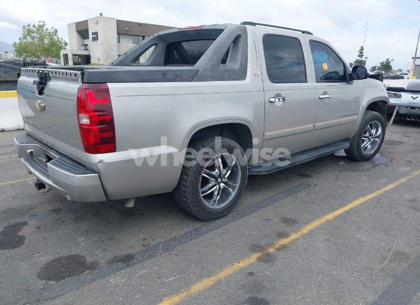 Photo 4 of 2008 Chevrolet Avalanche 1500 LTZ (VIN 3GNEC12J78G163560)