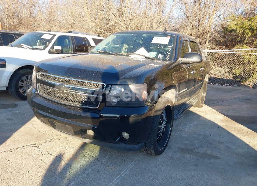 Photo 2 of 2007 Chevrolet Avalanche 1500 LT (VIN 3GNEC12J97G255185)