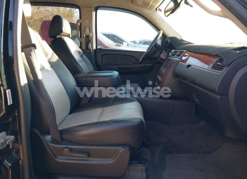 Photo 5 of 2007 Chevrolet Avalanche 1500 LT (VIN 3GNEC12J97G255185)